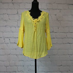 Lightweight Top w/ floral accents